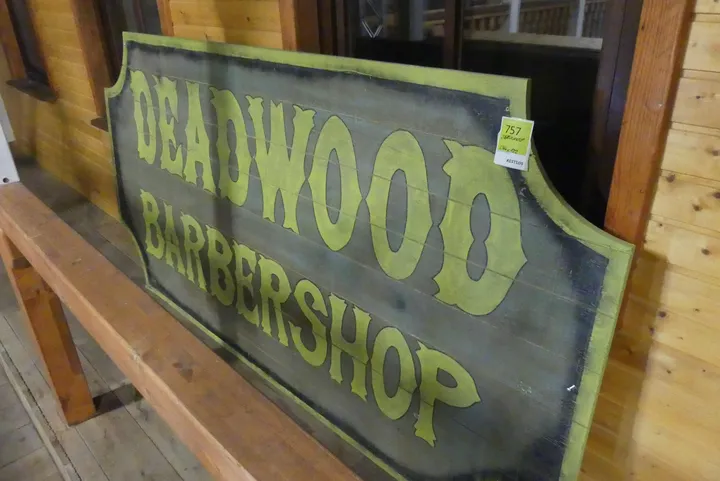 Schild DEADWOOD Maße in cm ca. 244 x 122